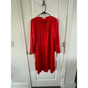 Vintage Vanity Fair Red Peignoir Robe Nightgown Set USA M